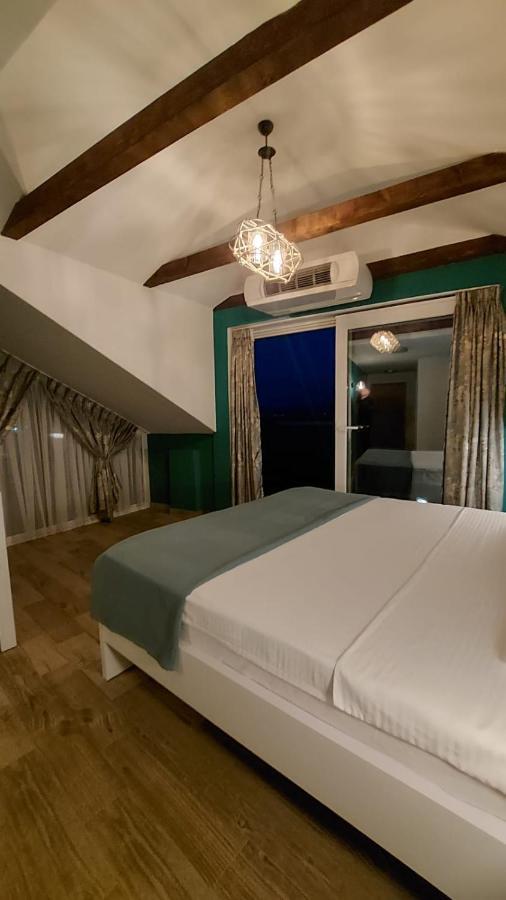 Pier 82 Apartments أوهغيد المظهر الخارجي الصورة